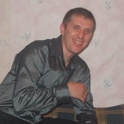 Денис Хлопов
