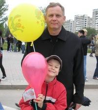 Олег Савосин