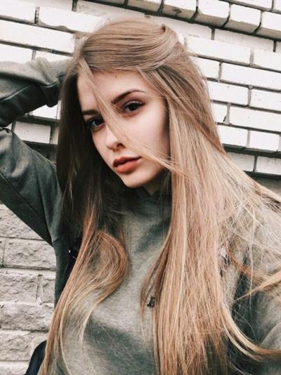 Тина Уварова